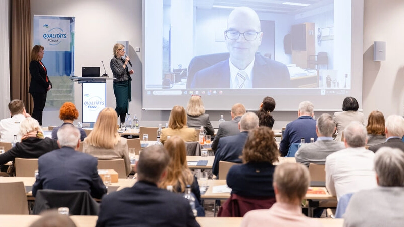Qualittsforum Dortmund - Tiefkhlinstitut diskutiert ber KI und  Lebensmittelsicherheit  Lebensmittelpraxis.de