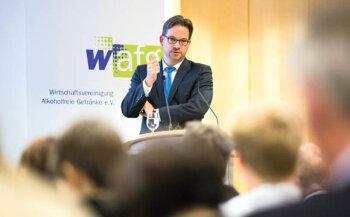 Florian Pronold, Parlamentarischer Staatssekretär im Bundesumweltministerium, erklärte den Status quo zum Thema Fracking.
