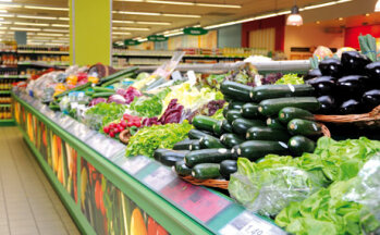 Offen: Die Obst-und-Gemüse-Abteilung ist gut sortiert, übersichtlich und lässt einen Blick quer durch den Markt zu.