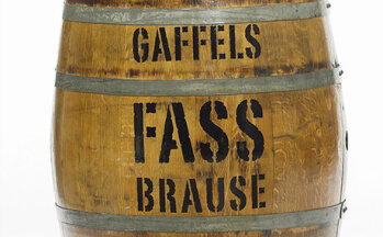 ... Fassbrause: Immer mehr Brauereien mischen mit Fassbrausen im AfG-Segment mit. Ihre Premiere hatte die Mischung aus Limonade und alkoholfreiem Bier in Berlin vor mehr als 100 Jahren, wo sie ausschließlich aus Fässern gezapft wurde. (Bildquelle: Gaffels)
