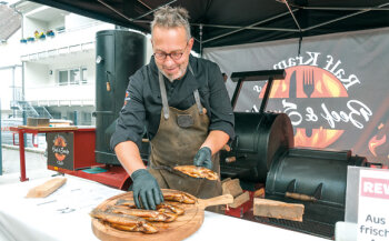 Im „Beef & Smoke Club“ grillt Fleischermeister Franz Sander immer wieder auch Fisch.