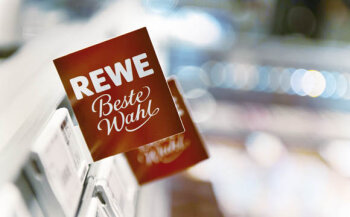 Besonders im Westen die Besten: Mehr als 5.000 Märkte von selbstständigen Kaufleuten beliefert die Rewe in ihren sieben Regionalgesellschaften<br />
 eden Tag.