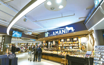Cleveres Marketing: Das Café ist nach dem Löwen Amani aus dem Osnabrücker Zoo benannt, für den das Marktkauf-Haus die Patenschaft übernommen hat.
