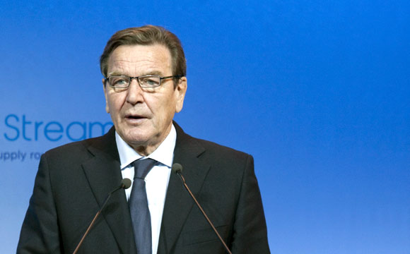 Altkanzler Schröder soll schlichten