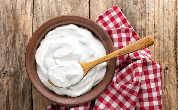 Joghurt bedrängt Pudding