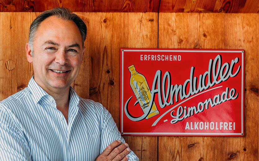 Gerhard Schilling ist seit 2004 Geschäftsführer von Almdudler.