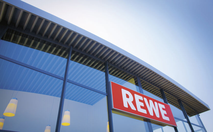 Rewe eröffnet 3.500. DHL-Paketstation