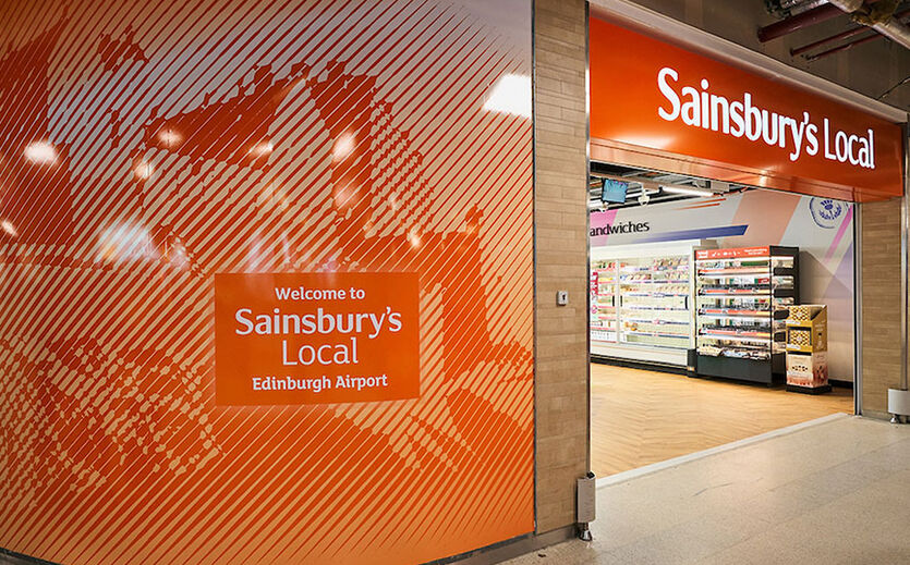 Sainsbury´s eröffnet Flughafengeschäft: Auf dem Foto sieht man das erste Flughafengeschäft von Sainsbury´s in Edinburgh.