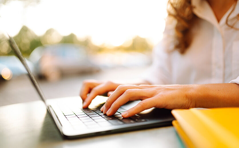 Arbeitgeberbewertung – was Unternehmen bei Rufschädigung rechtlich tun können.