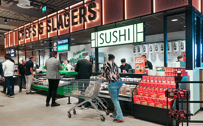 Blick auf die Fleischtheke des Jumbo-Marktes in Echt, NL
