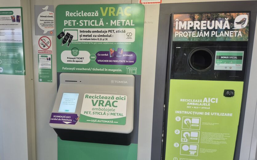 Auchan Rumänien führt neues Rücknahmesystem ein: Ein PFandrückgabeautomat bei Auchan.