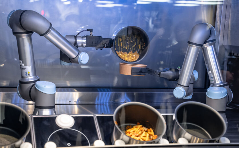 Rewe testet Roboter, der Mahlzeiten zubereitet
