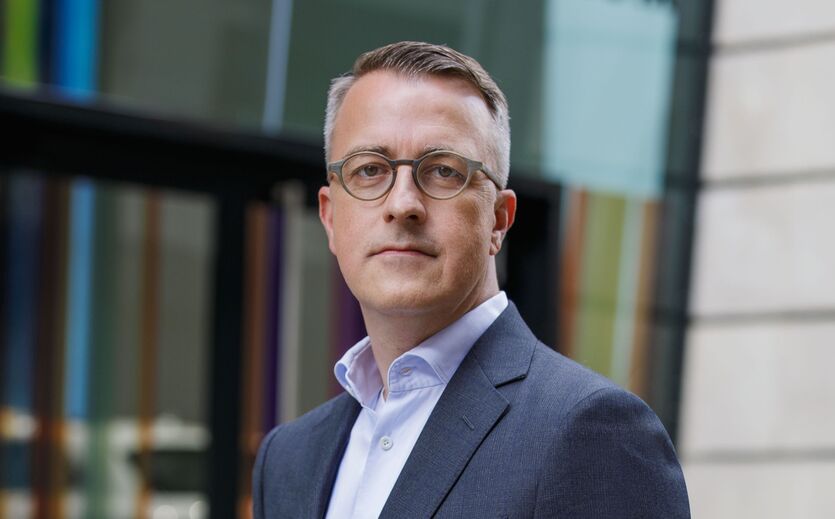 Chief Compliance Officer: Dr. Thomas Meiers.