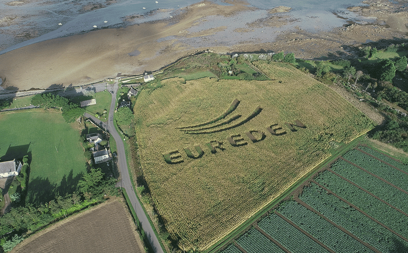 Eureden beruft Marie-Gabrielle Daniel zur Vorstandschefin: Ein Feld aus der Vogelperspektive mit dem Eureden Schriftzug.