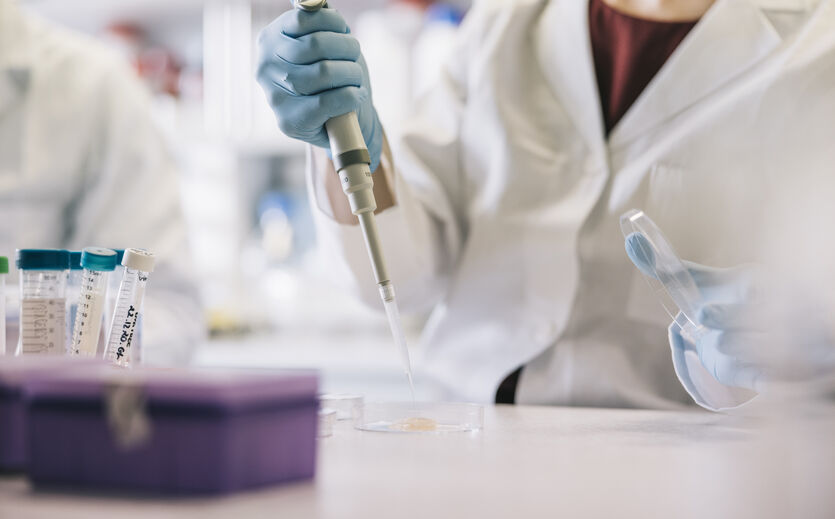 Artikelbild Kerry eröffnet Biotechnologiezentrum in Leipzig