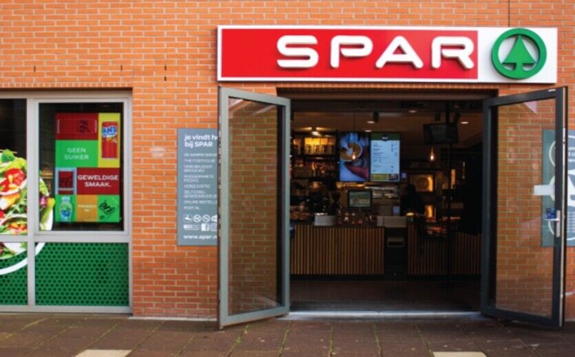 Eingang eines SPAR-Markts in den Niederlanden.