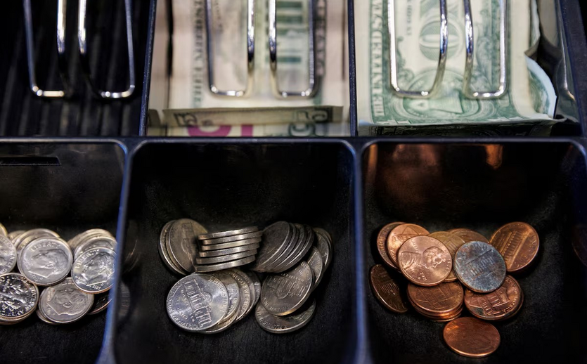 Münz- und Geldscheinfach einer US-Kasse.