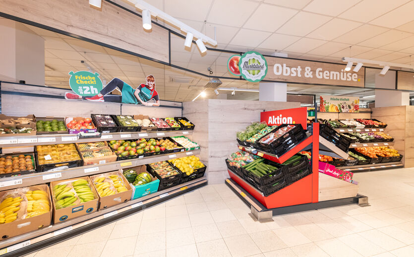 Penny modernisiert vier Filialen: Die Obst und Gemüseabteilung im Penny-Markt.