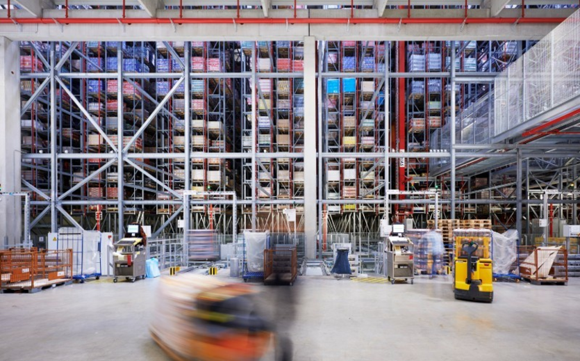 Automatisiertes Hochregallager