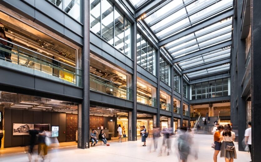 Innenansicht von The Mills in Hongkong.