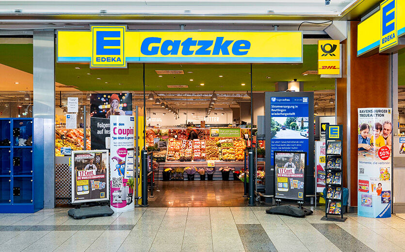 Markt im Einkaufszentrum: Im Donau-Einkaufszentrum in Regensburg empfängt Edeka Gatzke seine Kunden mit einem modernen Markt und vielfältigem Sortiment.