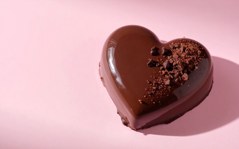 Flink-Zahlen zum Valentinstag: Herz aus Schokolade.