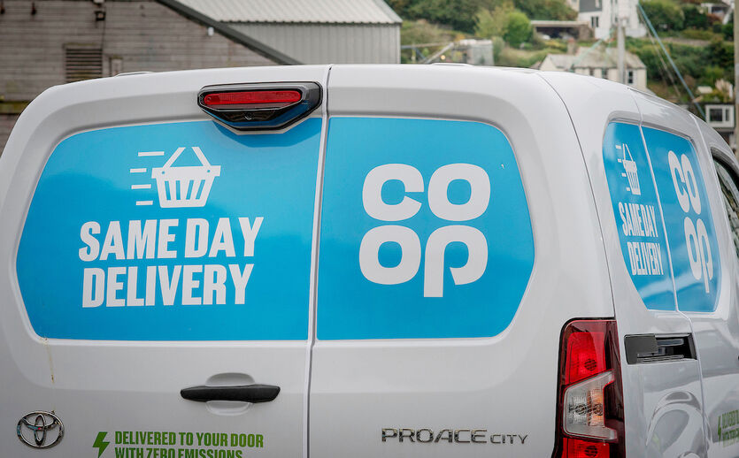 Co-op kauft mehr als 50 Elektrotransporter von Toyota