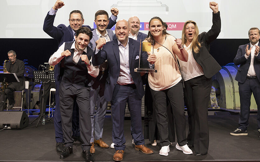 Das Team vom Rewe Markt in der Würmtalstraße in München setzte sich in der Kategorie der Filialisten bis 3.000 Quadratmetern Verkaufsfläche durch. Foto: Ingo Hilger
