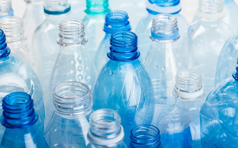 Artikelbild Recyclinganteil von Plastikflaschen steigt