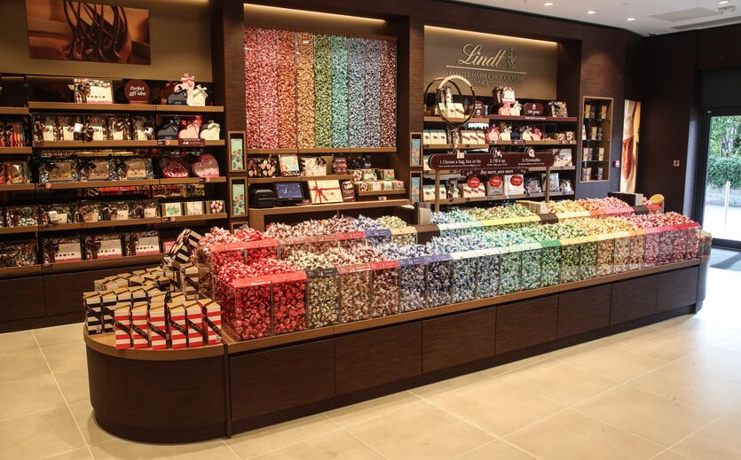 Lindt eröffnet 30. eigenen Laden: Ein Lindt-Geschäft von Innen.