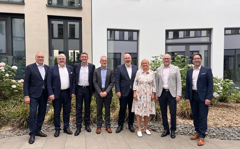 Artikelbild zu Artikel Backzutatenverband bestätigt Vorstände im Amt