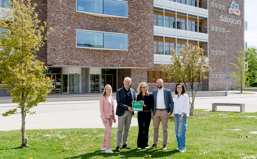 Artikelbild dm kooperiert künftig mit Bioland