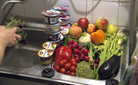 Artikelbild Gefundenes Essen - Mülltauchen nicht so einfach