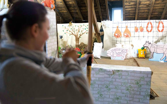 Sportlich-spaßig: Bogenschießen auf ein Tier
aus Styropor, danach die getroffenen Fleischteile
benennen, Verwendungsmöglichkeiten sowie
Rezepttipps aufzählen.