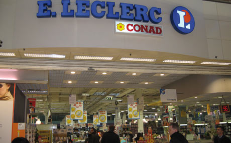 Eindrucksvolle Läden bestaunt,  Impressionen gewonnen, Ideen entwickelt: Bologna hatte einiges zu bieten, vom modernen Conad Leclerc...