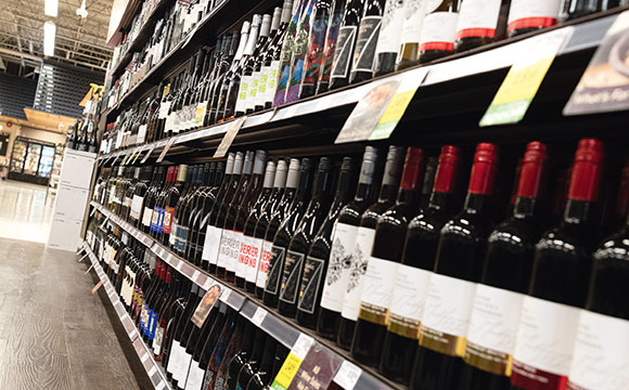 Alkohol darf in Kanada nur in lizensierten Liquor-Stores verkauft werden. Ausnahme: regionale Weine.
