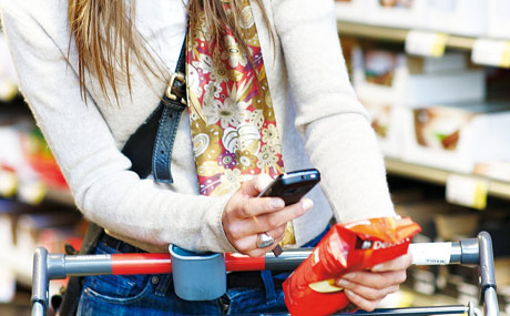 Mehrwert: Durch das Scannen des Barcodes erhalten Verbraucher Zusatzinformationen.