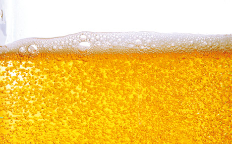 Bier: Alkoholfreies schönt die Bilanzen (Bildquelle: Stockxpert)