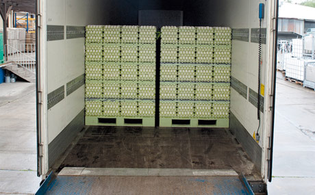 Anlieferung: 1,2 bis 1,3 Mio. Eier pro Tag kommen per Lkw an.