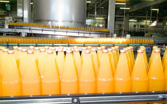 Abfüllanlage für Orangensaft in VdF-Mehrwegflaschen