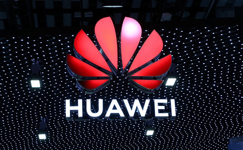 Artikelbild Huawei eröffnet automatisiertes Geschäft mit Roboter- „Mitarbeitern“